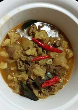 Soto Kikil Betawi Bumbu Kare