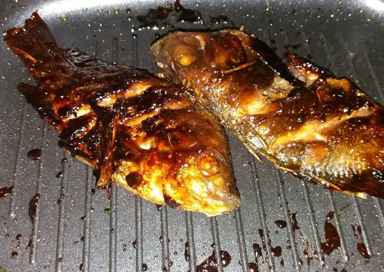 resep makanan Nila bakar kecap madu teflon