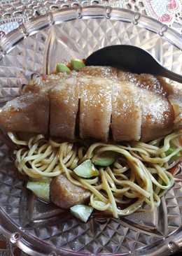 Pempek ikan tenggiri dengan kuah cuko