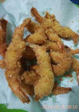 Ebi furai aka udang tempura or udang goreng tepung panir