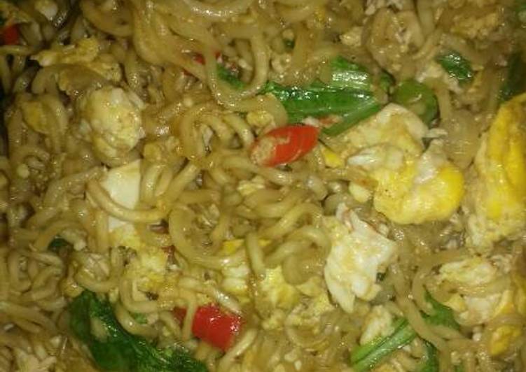 bahan dan cara membuat Indomie goreng sayur endessss