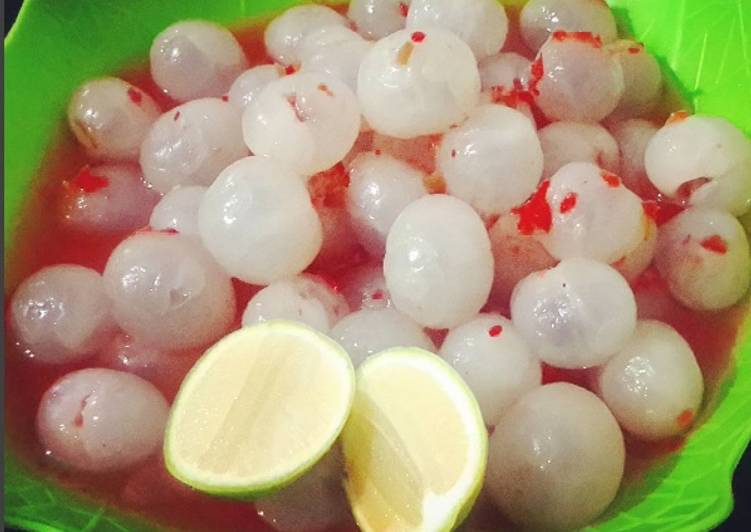 bahan dan cara membuat Asinan Buah Kelengkeng