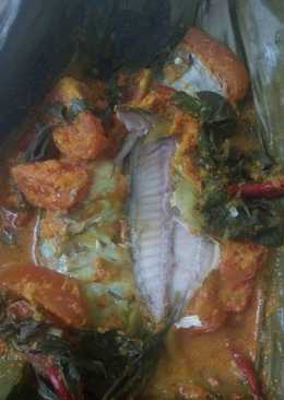 Pepes pedas ikan gembong