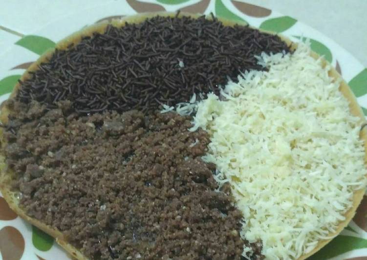 gambar untuk cara membuat Terang Bulan / Martabak Bangka /kue samarinda sederhana