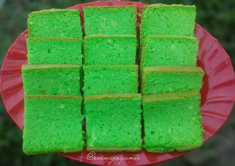 gambar untuk resep Pandan Sponge Cake Lembut banget + anti seret