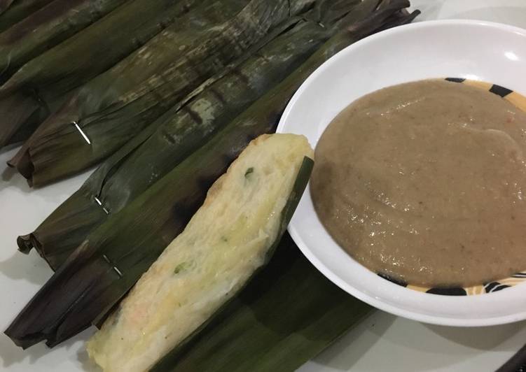 bahan dan cara membuat Otak Otak Ikan Dori Udang