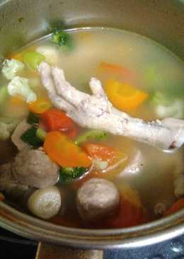 Sop ceker bakso