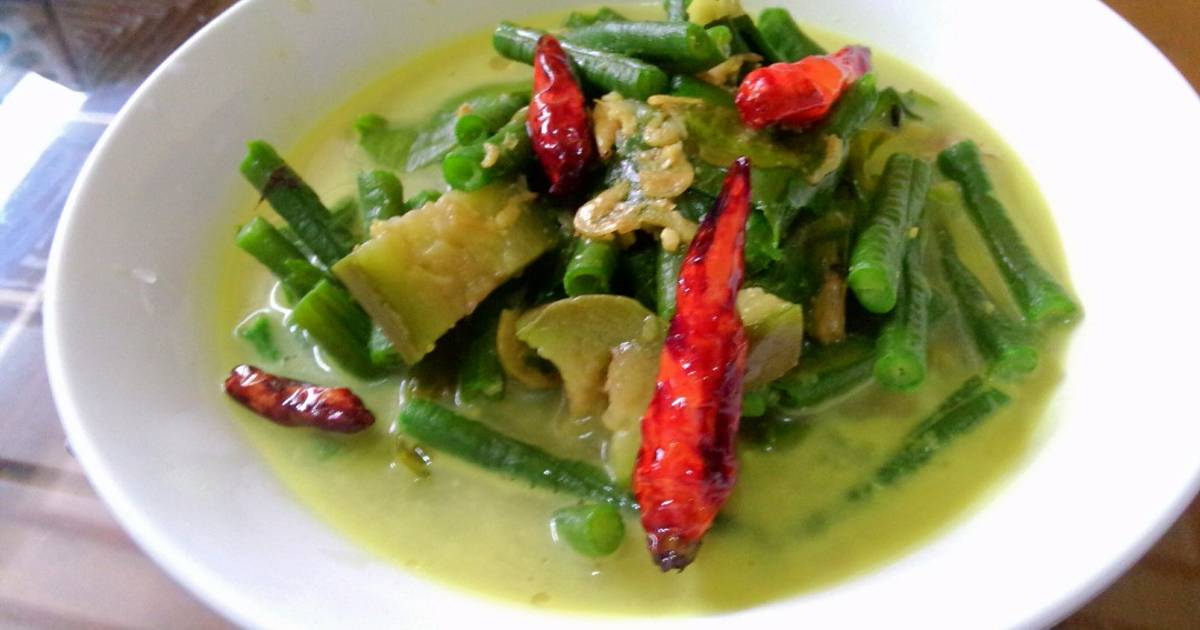  Resep Sayur lodeh kacang panjang terong daun so oleh Nora 