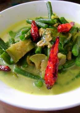 Sayur lodeh kacang panjang+terong+daun so