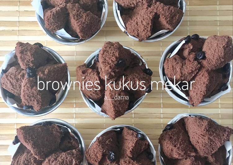 gambar untuk cara membuat Brownies Kukus Mekar Ny. Liem (anti gagal)