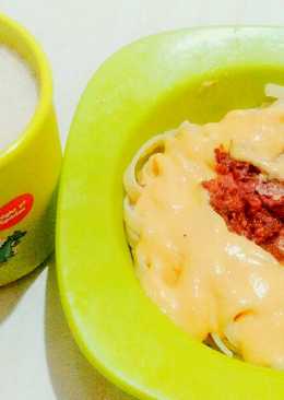 Fetucini / spagheti saus keju ala cafe