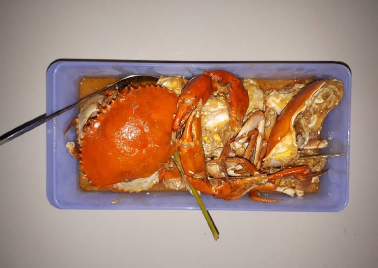 Kepiting saos mentega (masakan rumah sederhana) foto resep utama