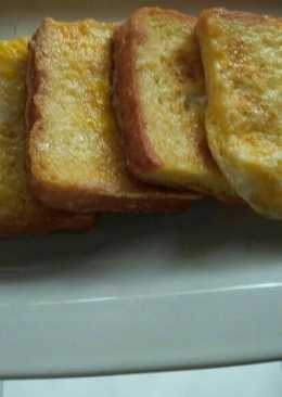 Simple Lezatto French Toast