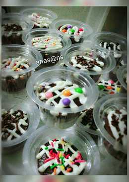 Brownies irit telor in cup