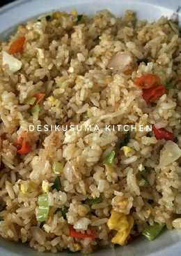 Nasi goreng putih bumbu iris