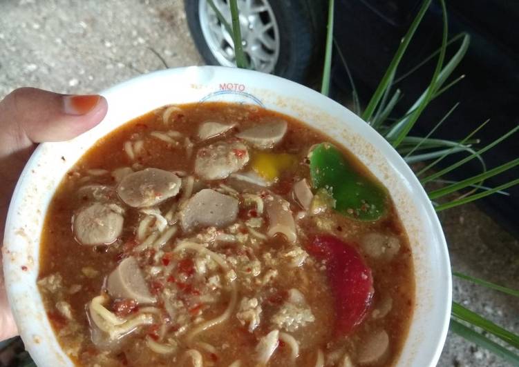 Seblak baso sosis recipe main photo