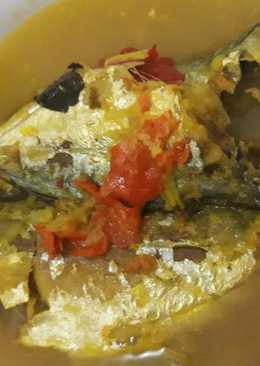 Ikan Kembung Bumbu Kuning Ala Ala