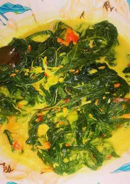 Daun singkong santan kuning