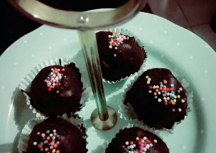bahan dan cara membuat Bola bola coklat biskuit