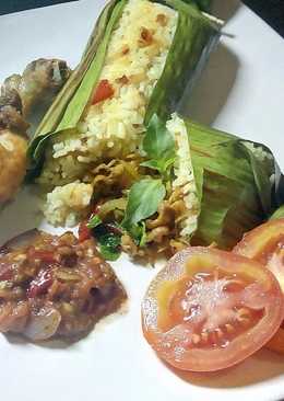 Nasi Bakar TerAmur (Teri+Ayam+Jamur)