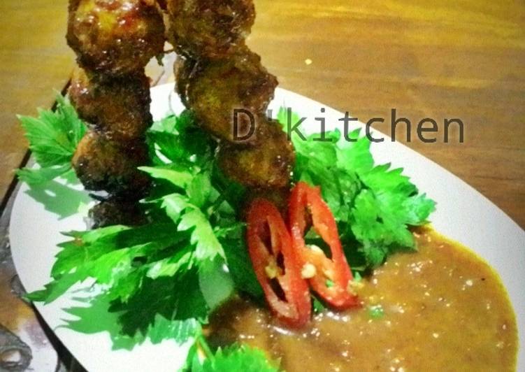 resep masakan Bakso Bakar Spesial Saus Kacang