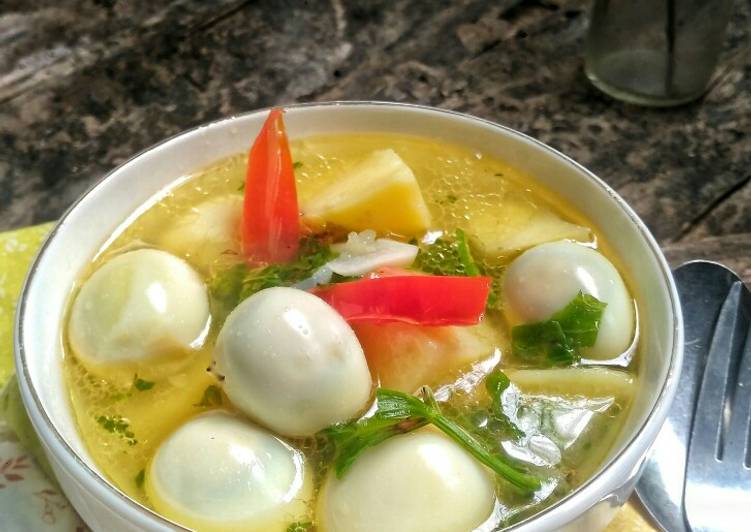 #7. Sop Kentang Telur Puyuh