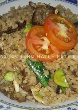 Nasi goreng spesial hati + pete