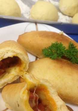 Pizza goreng ala Ny. Lila Salendra