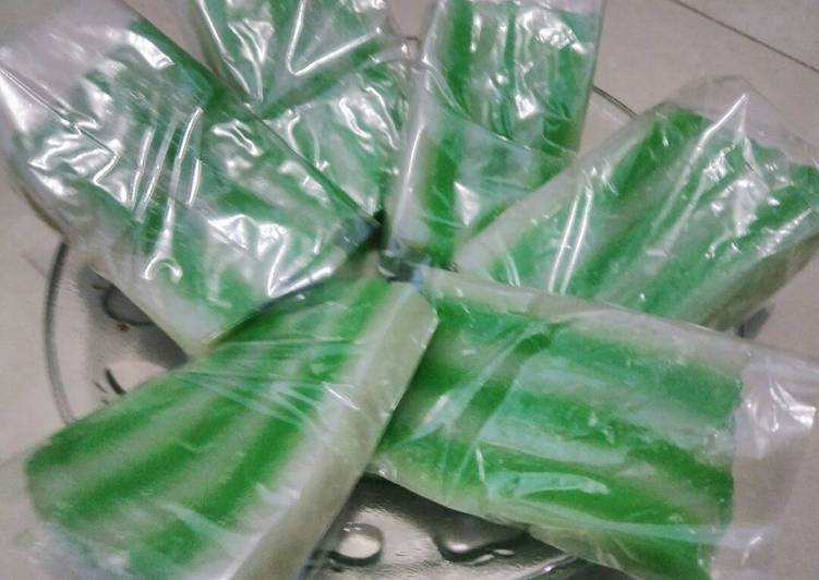 bahan dan cara membuat Kue Lapis tepung beras