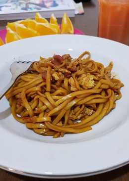 Mie goreng sosis