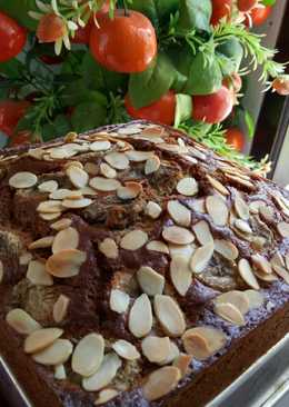 Banana apple cake / bolu pisang apel topping almond