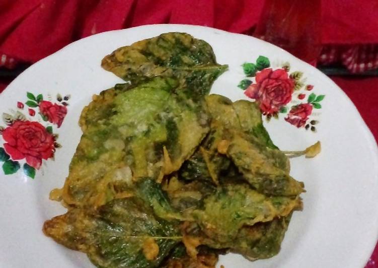 resep makanan Keripik Bayam Kriuk (Crispy Spinach)