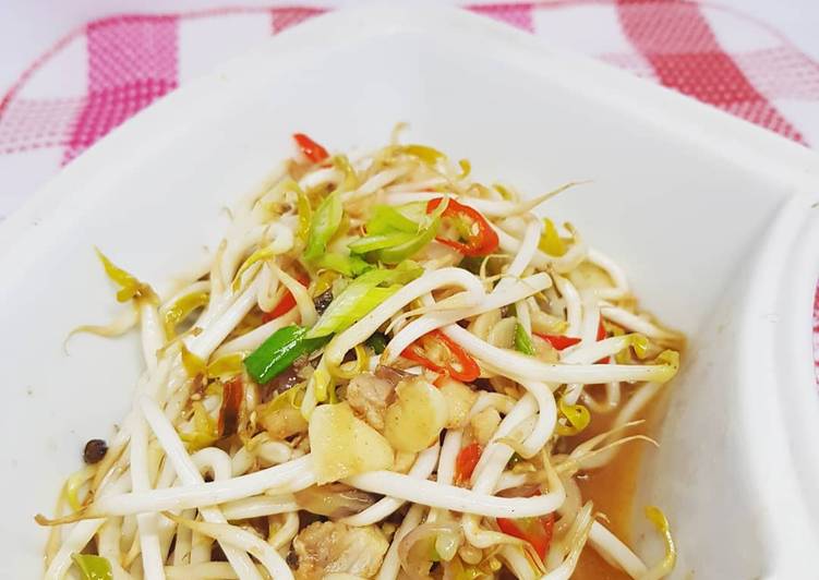Tumis toge ikan jambal