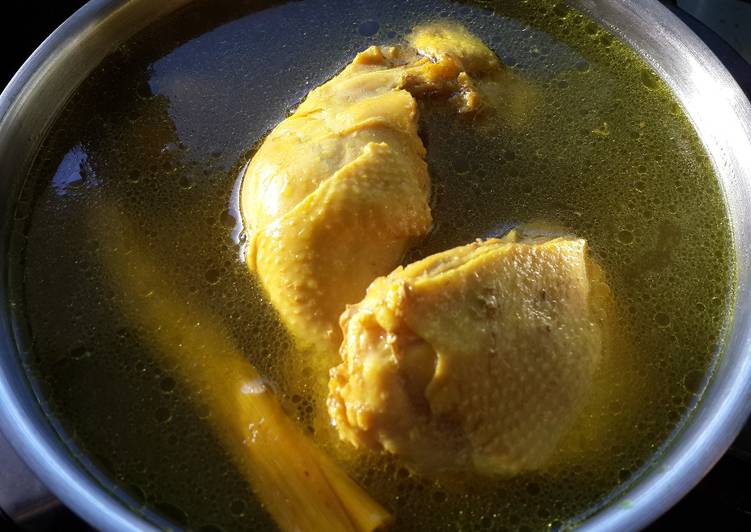 resep makanan Soto ayam praktis simpel