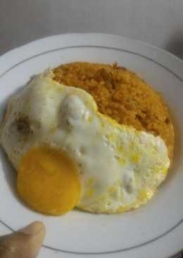 Nasi Goreng Ayam (omurice ala ala) cocok untuk menu sarapan