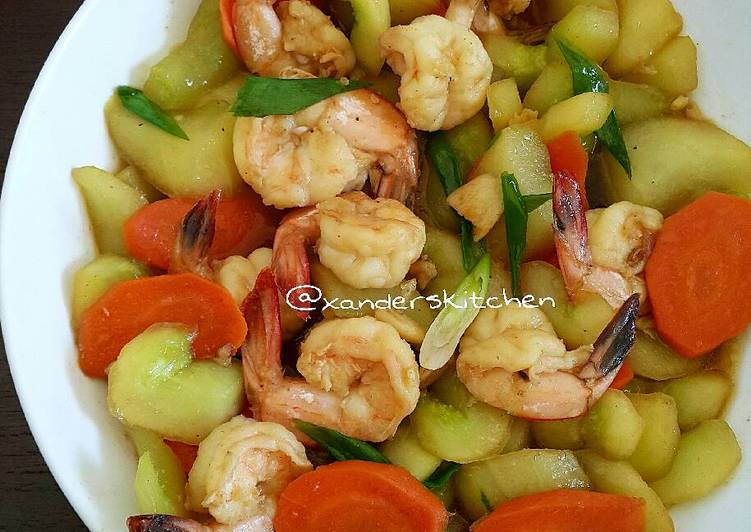 resep makanan Tumis timun udang