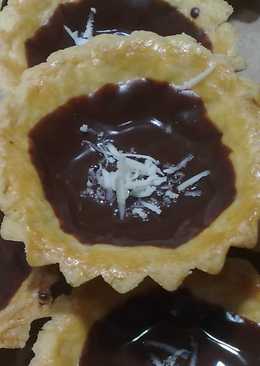 Pie kering isi coklat