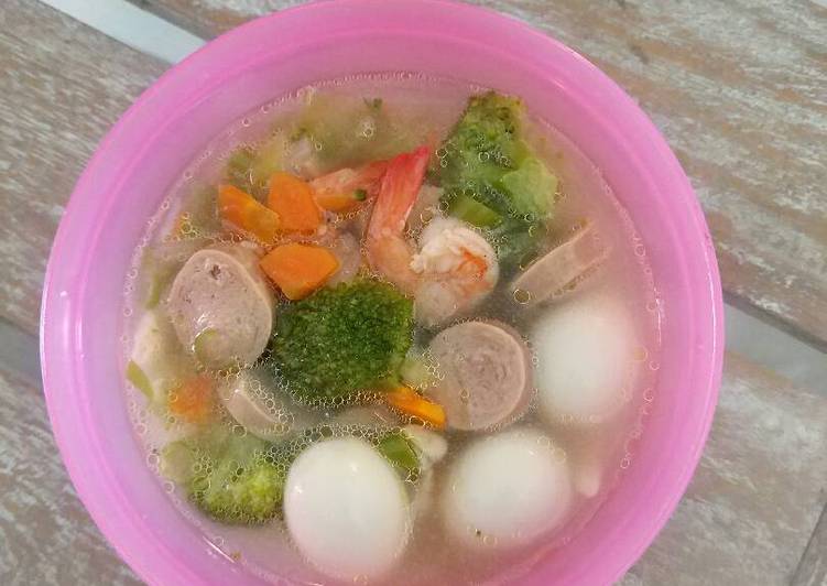 gambar untuk resep makanan Sop sosis telur puyuh untuk anak 12m+ (mpasi)