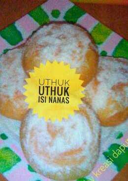 Uthuk Uthuk isi Nanas