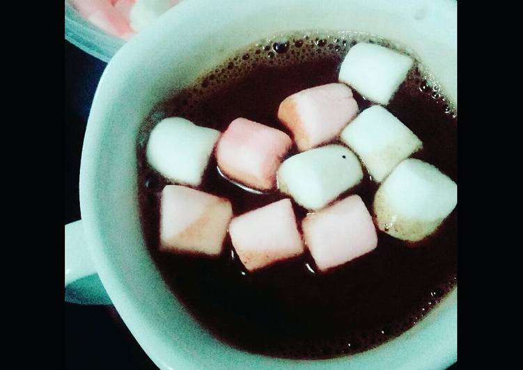 resep lengkap untuk Coklat Panas Marshmallow