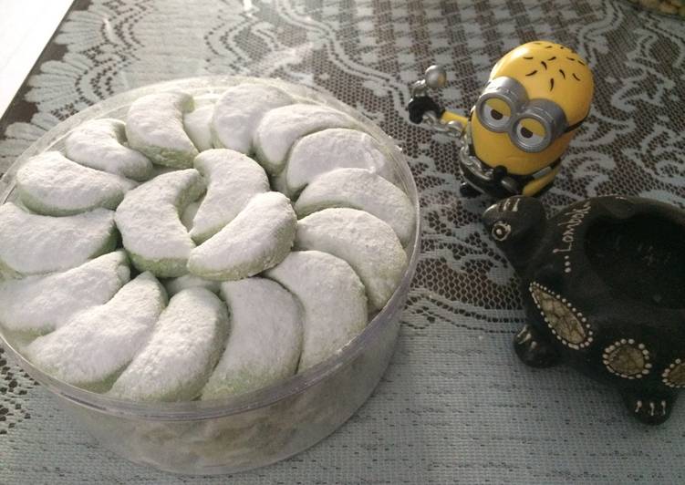 Resep Putri Salju Pandan ?? Karya Titi maharni