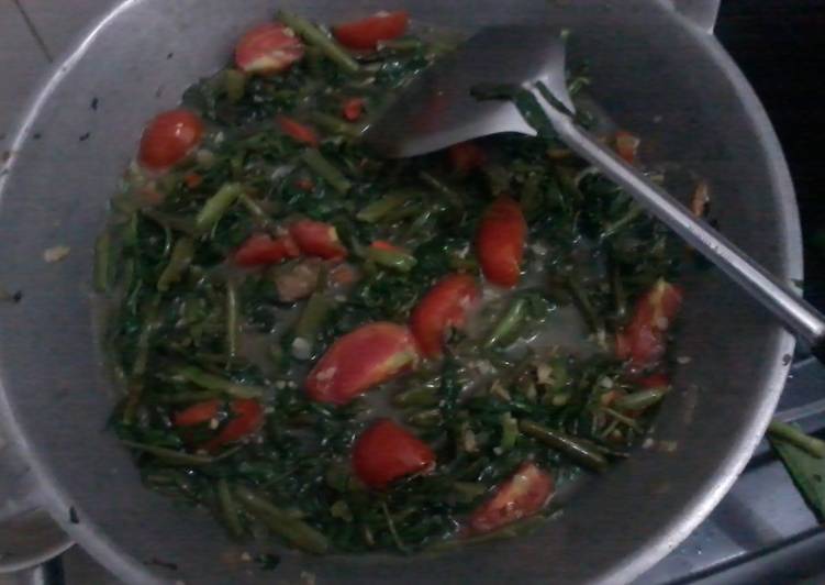 Resep Tumis Kangkung Terasi Kres-kres Kiriman dari Luky