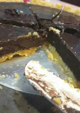 Ganache coklat (glaze donat, filling pie, toping coklat)