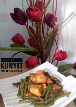 Ayam goreng kunyit