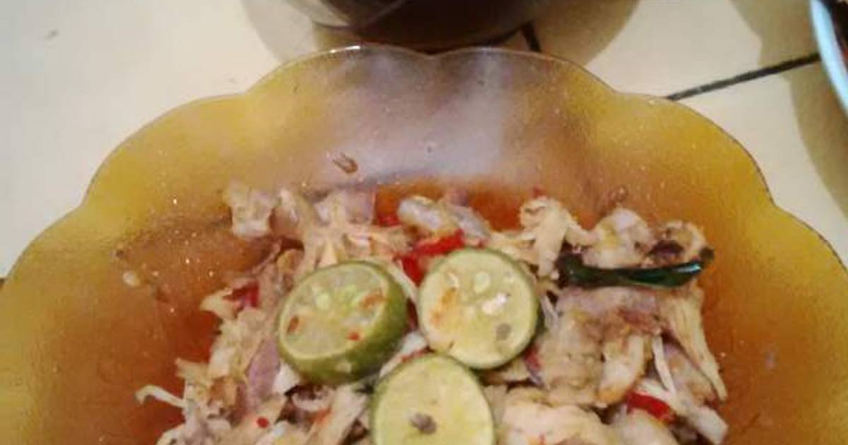 Resep Ayam suwir pedas aroma jeruk ala Alinna nafisah