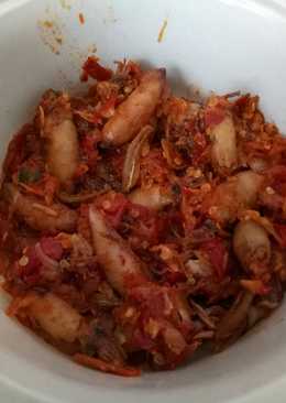 Sambal pedas asin cumi
