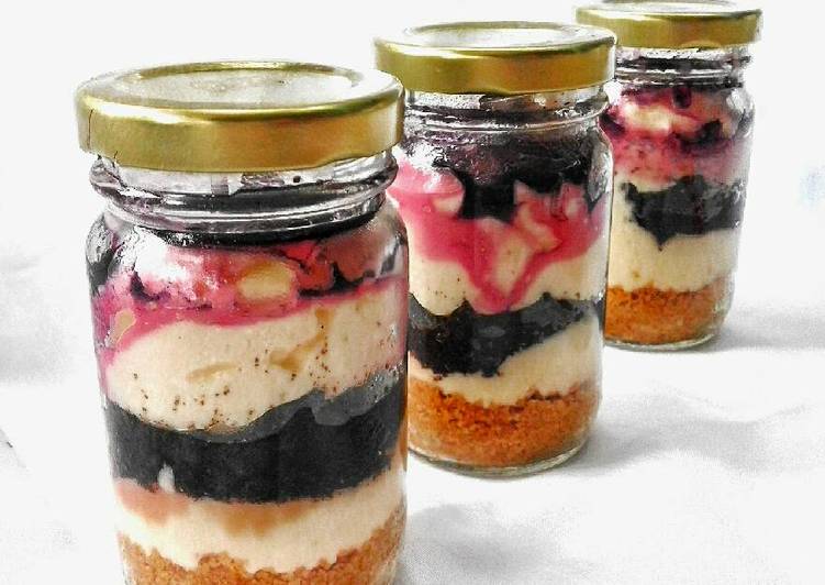 resep lengkap untuk Cheese cake in the Jar