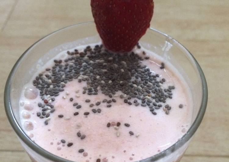 cara membuat Strawberry Oatmeal Smoothies