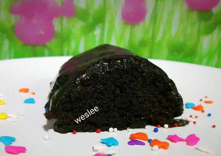 gambar untuk resep Super moist chocolate steamed cake - no mixer - no oven