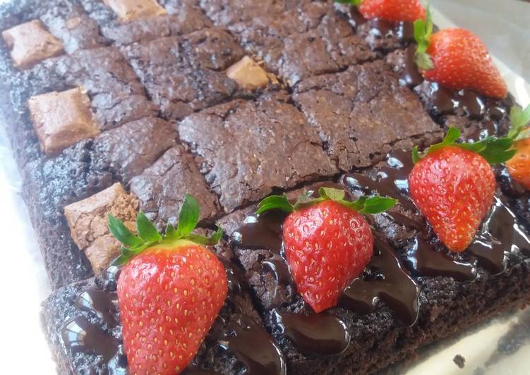 bahan dan cara membuat Fudge brownies